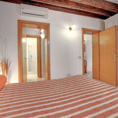 Отель 2960 Cà Frari Venezia сейф в номере
