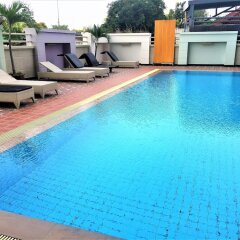 Отель 1 bed Luxury Condo Jomtien Паттайя бассейн фото 2