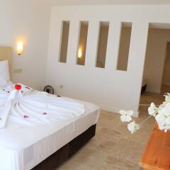 Ceshme Plus Hotel Чешме комната для гостей фото 4