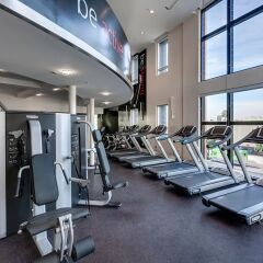 Отель Global Luxury Suites at Wilshire США, Лос-Анджелес - отзывы, цены и фото номеров - забронировать отель Global Luxury Suites at Wilshire онлайн фитнесс-зал