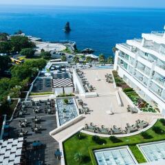Отель Melia Madeira Mare Hotel Португалия, Фуншал - 1 отзыв об отеле, цены и фото номеров - забронировать отель Melia Madeira Mare Hotel онлайн пляж