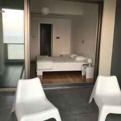 Отель Finikoudes Luxury Apartments Кипр, Ларнака - отзывы, цены и фото номеров - забронировать отель Finikoudes Luxury Apartments онлайн фото 2