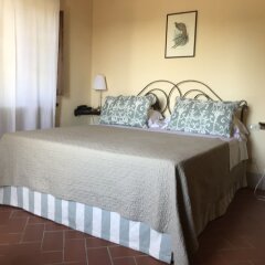 Отель Il Borgo di Vescine Италия, Радда ин Кьянти - отзывы, цены и фото номеров - забронировать отель Il Borgo di Vescine онлайн комната для гостей фото 3