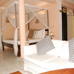 The Coconut Residence in Kololi, Gambia from 140$, photos, reviews - zenhotels.com balcony