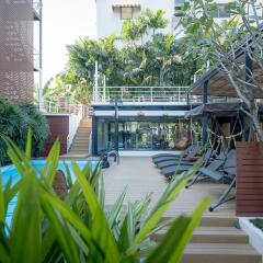 Отель Eastin Easy Siam Piman Бангкок