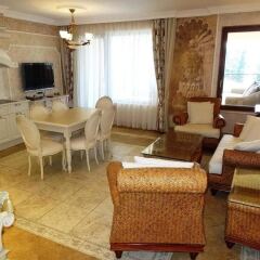 Апартаменты HPM Sirena Apartments-Front Line комната для гостей фото 5