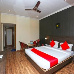 OYO 15468 Hotel Sharda сейф в номере