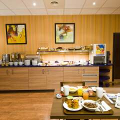 Отель Canal Suites Paris La Villette питание фото 2