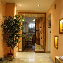 Отель 4 Season Bed And Breakfast Roma Рим вид на фасад фото 2
