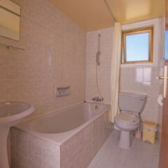 Отель Windmills Hotel Apartments Кипр, Протарас - отзывы, цены и фото номеров - забронировать отель Windmills Hotel Apartments онлайн ванная