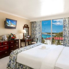 Breezes Resort Bahamas All Inclusive in Nassau, Bahamas from 419$, photos, reviews - zenhotels.com guestroom photo 5