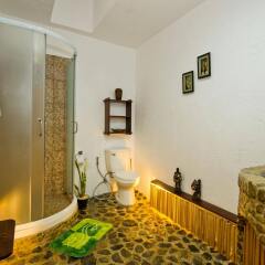 Отель Floral Villarosa Hotel Филиппины, Пуэрто-Принцеса - отзывы, цены и фото номеров - забронировать отель Floral Villarosa Hotel онлайн ванная фото 2