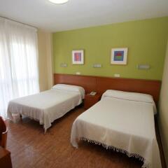 Hotel Rural Tierras del Cid сейф в номере