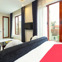 OYO 779 Aisha Hotel And Apartment Ханой комната для гостей