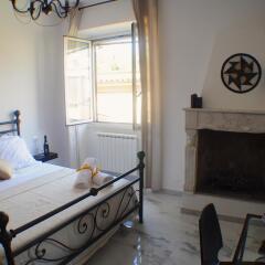 Отель Little Rhome Suites комната для гостей фото 2
