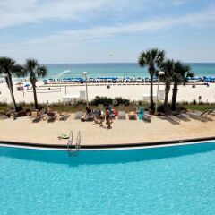 Отель Calypso Beach Resort by Panhandle Getaways пляж