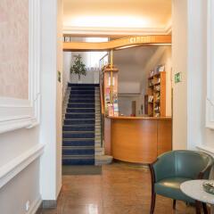 Отель Alton Hotel Чехия, Прага - 12 отзывов об отеле, цены и фото номеров - забронировать отель Alton Hotel онлайн интерьер отеля