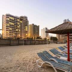 Ramada Beach Hotel Ajman пляж фото 2