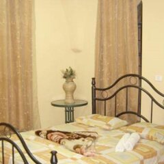 New Petra Hostel Израиль, Иерусалим - 2 отзыва об отеле, цены и фото номеров - забронировать отель New Petra Hostel онлайн балкон
