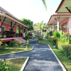 Отель Pinky Bungalows Ланта фото 3