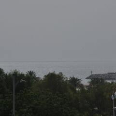 Beach Hotel Apartment балкон