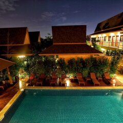 Отель Ploy Khumthong Boutique Resort Бангкок с домашними животными