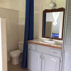 Fountain Villa Apartment in Bequia, St. Vincent and the Grenadines from 96$, photos, reviews - zenhotels.com bathroom