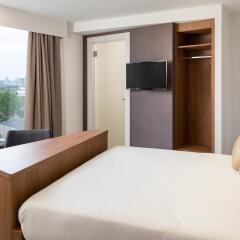 Отель Roomzzz London Stratford комната для гостей фото 2