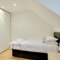 Апартаменты Brighton Getaways - Artist Studio комната для гостей фото 5