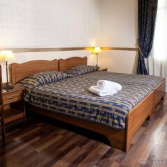 Tourist Hotel комната для гостей
