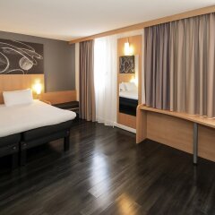 Отель easyHotel Nice Palais des Congrès – Old Town Франция, Ницца - 1 отзыв об отеле, цены и фото номеров - забронировать отель easyHotel Nice Palais des Congrès – Old Town онлайн комната для гостей фото 5