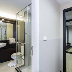 The Narathiwas Hotel & Residence Sathorn Bangkok ванная фото 2