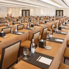 Отель Fairmont Dubai