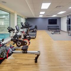 Travelodge Hotel Toronto Airport фитнесс-зал