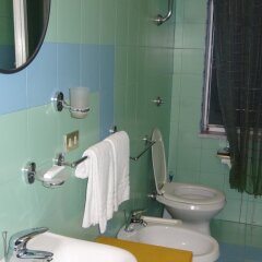 Отель Villa Franca Италия, Помпеи - отзывы, цены и фото номеров - забронировать отель Villa Franca онлайн ванная фото 2