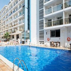 Отель Riviera бассейн