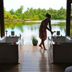 Отель Le Taha'a Island Resort & Spa фото 2