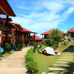 Отель Chomview Resort детские мероприятия