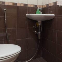 Гостиница Hostels Rus - Polyanka в Москве 1 отзыв об отеле, цены и фото номеров - забронировать гостиницу Hostels Rus - Polyanka онлайн Москва ванная