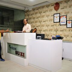 Hotel Suzi International интерьер отеля