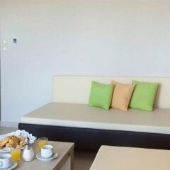 Отель Virginia Family Suites в номере