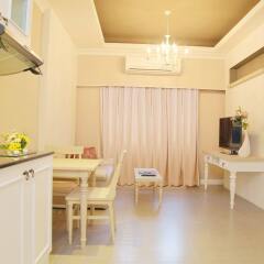 Отель The Raya Surawong Bangkok Бангкок в номере