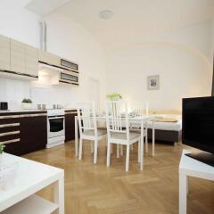 Апартаменты Old Town Apartments Прага комната для гостей