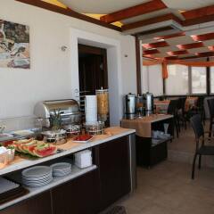 Отель Amerisa Suites питание