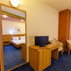 Hotel Torontal in Timisoara, Romania from 71$, photos, reviews - zenhotels.com guestroom photo 3