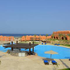 Отель Novotel Marsa Alam бассейн