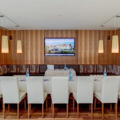 Hotel Girlanerhof Аппиано-сулла-Страда-дель-Вино помещение для мероприятий