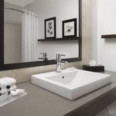 Отель Country Inn & Suites Columbus Airport США, Колумбус - отзывы, цены и фото номеров - забронировать отель Country Inn & Suites Columbus Airport онлайн ванная