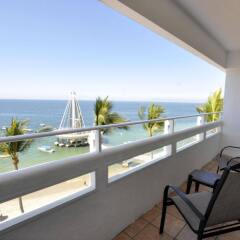 Отель San Marino Vallarta Centro Beach Front балкон