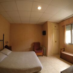 Отель Hostal La Casa de Enfrente комната для гостей фото 3